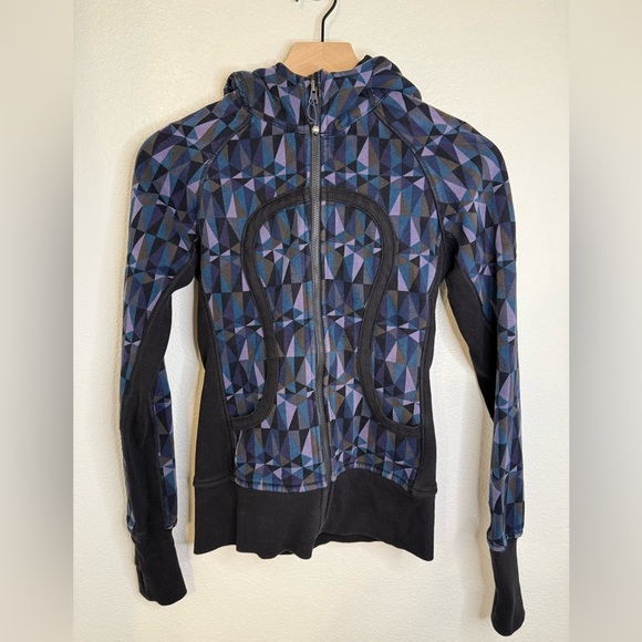 Lululemon Scuba Hoodie, Stained Glass Love Nightfall Size 2 - Picture 2 of 10